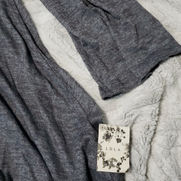 Grey bell sleeve dress fall dress NWT - Picture 2 of 3